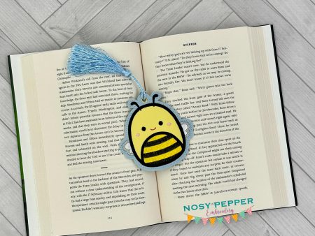 Bee Squishy bookmark bag tag ornament machine embroidery file DIGITAL DOWNLOAD Supply